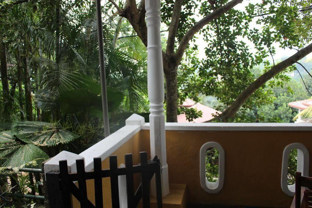 Alex Home Stay Kandy Exterior foto